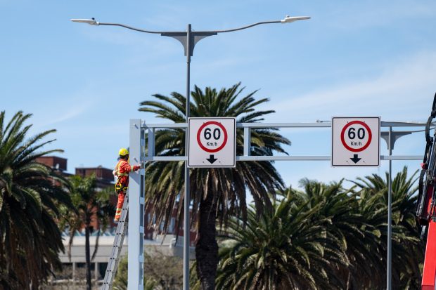 Adecuan las velocidades máximas en el tramo desde Sarandí hasta las canteras del Parque Rodó