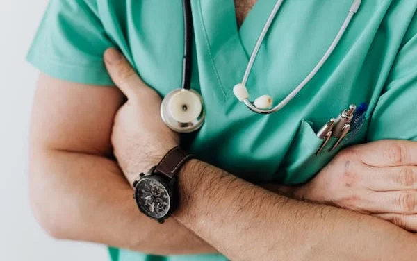 Celebración del Día del Médico: anuncios en el Hospital Maciel